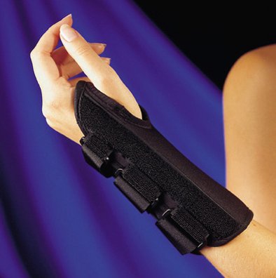 Dynamics Handgelenk Orthese, ohne Daumenfixierung schwarz>>>>Gr. S links Dynamics Handgelenk Orthese, ohne Daumenfixierung schwarz>>>>Gr. XL rechts