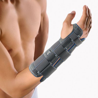 Bort Arm- und Handgelenkstütze ManuStabilPro offene Form, grau>>>>Gr. M rechts Bort Arm- und Handgelenkstütze ManuStabilPro offene Form, grau>>>>Gr. M rechts