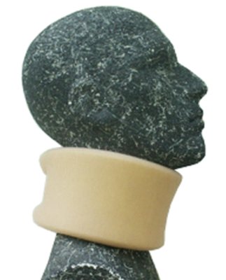 Halskrawatte, gerade 28-52cm, haut>>>>Ausf.: Nackenhöhe 6 cm Halskrawatte, gerade 28-52cm, haut>>>>Ausf.: Nackenhöhe 6 cm