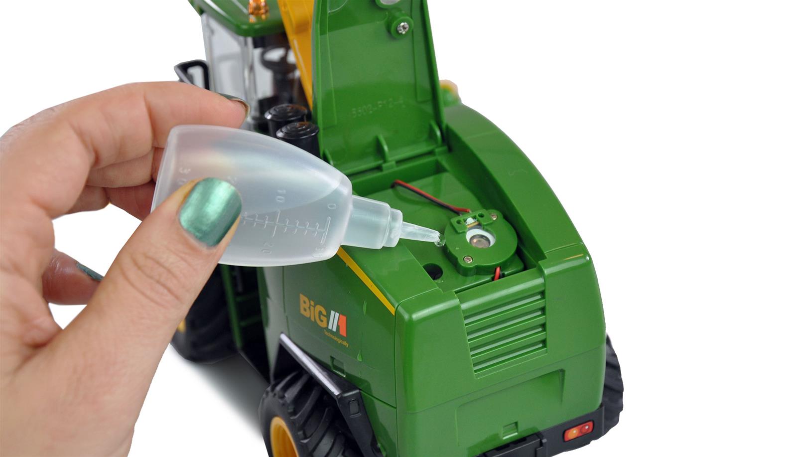 RC Feldhäcksler mit Maisgebiss