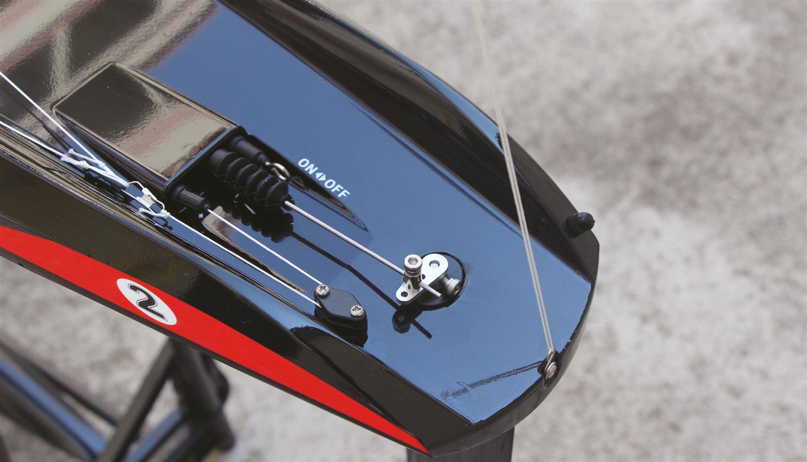 Focus III Racing Segelyacht 100cm RTR rot