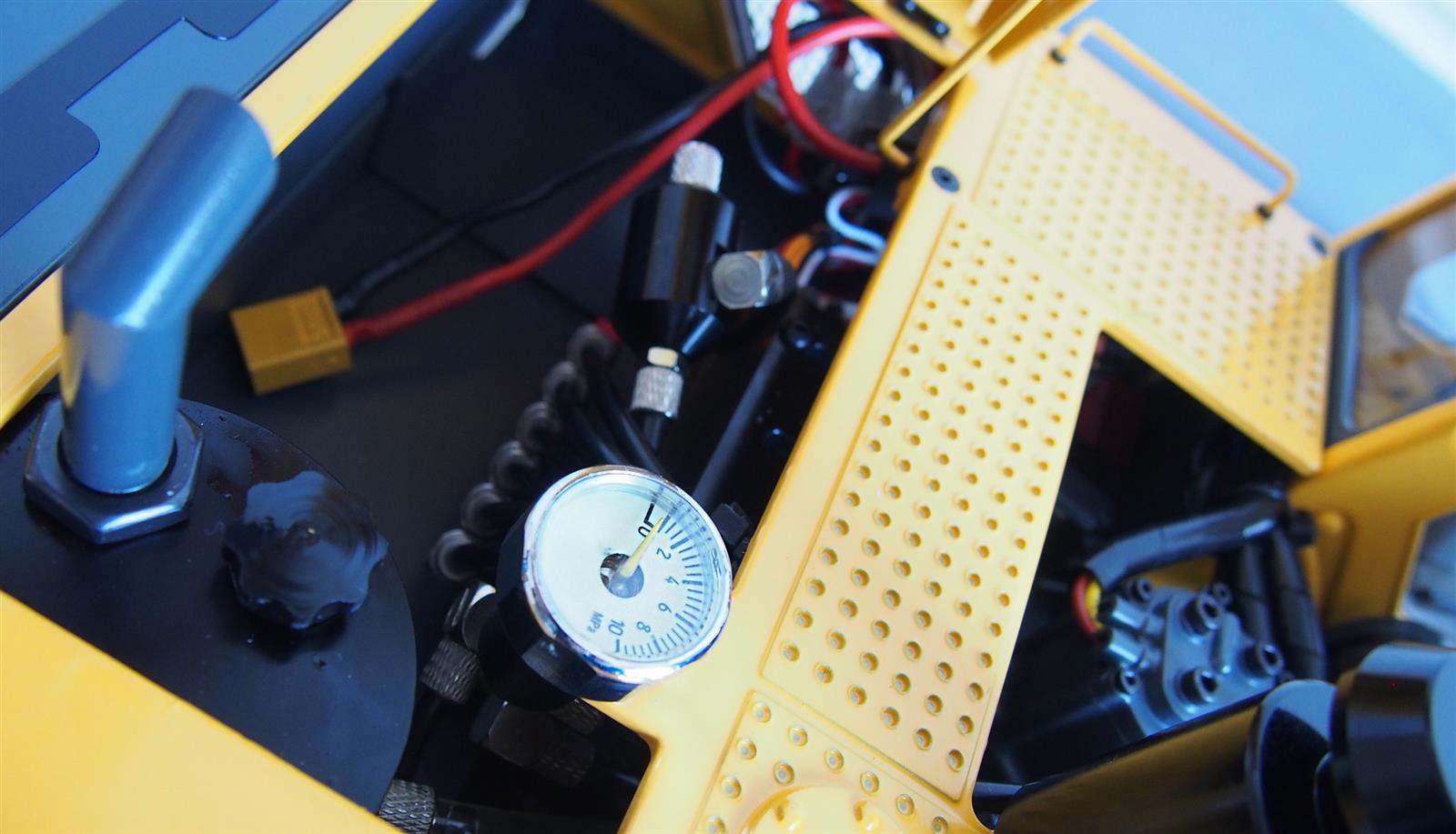 G271H Metall Hydraulikbagger 1:14 RTR G271H Metall Hydraulikbagger 1:14 RTR