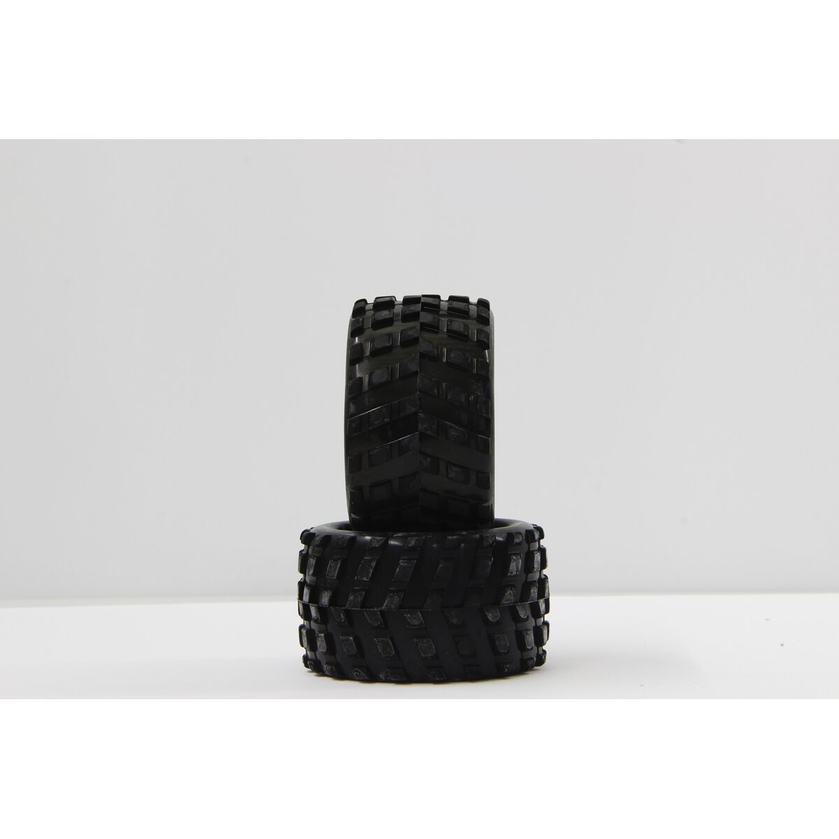 Reifen+Felgen 1:12 VE2 hinten Torento Reifen+Felgen 1:12 VE2 hinten Torento