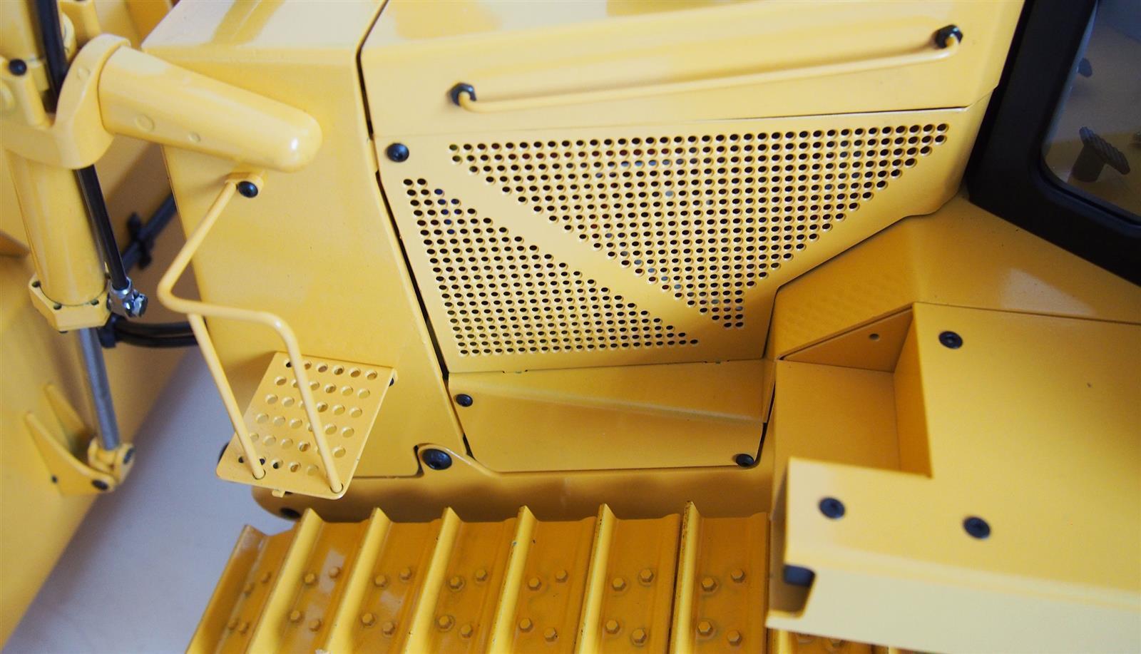 Hydraulik Planierraupe GB261H 1:14 Metall Hydraulik Planierraupe GB261H 1:14 Metall