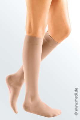 mediven elegance Kompressionsstrumpf AD kurz, offene Fußspitze, Kl.2>>>>Farbe: caramel Gr. V mediven elegance Kompressionsstrumpf AD kurz, offene Fußspitze, Kl.2>>>>Farbe: caramel Gr. V