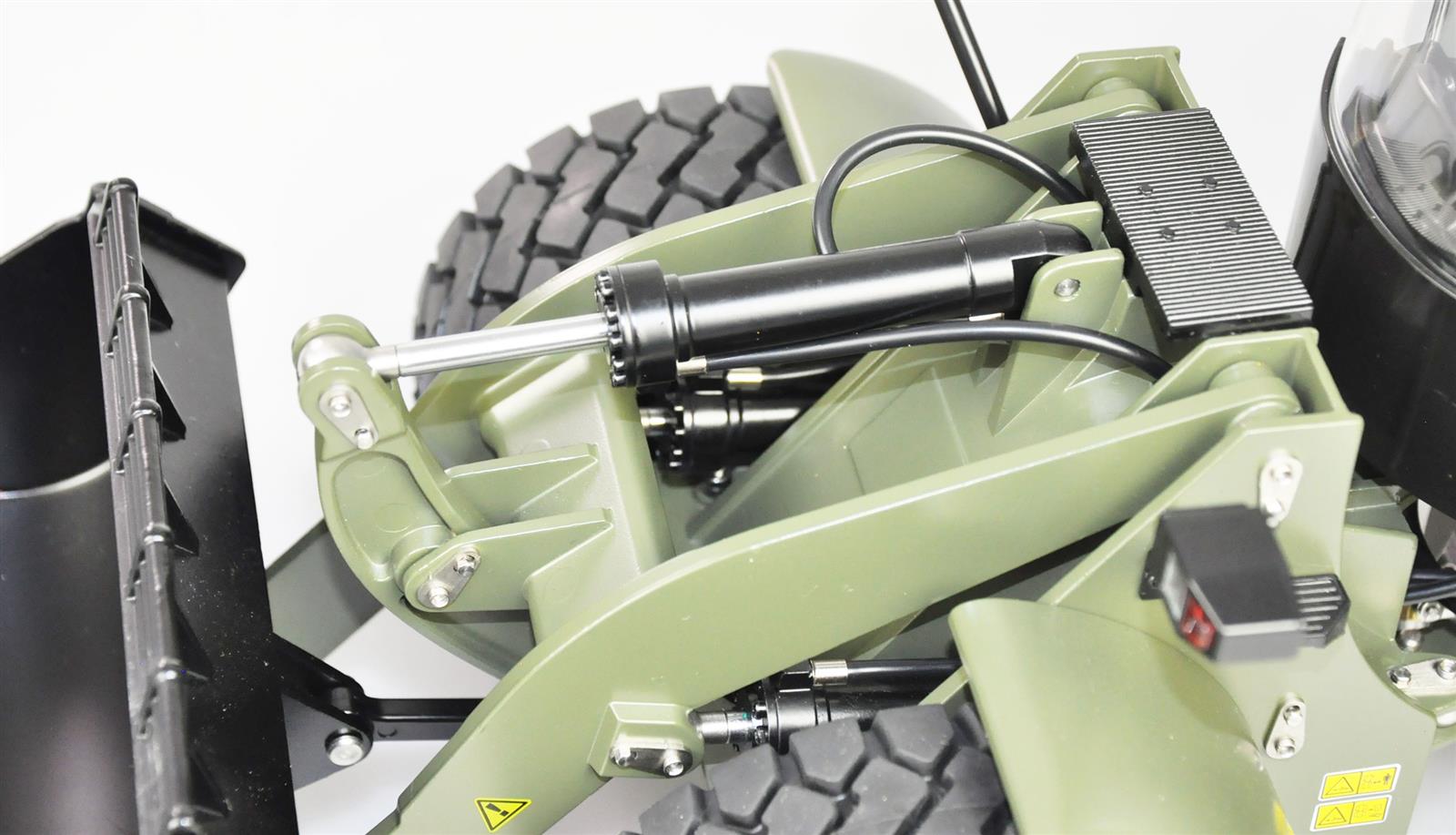 Hydraulik Militär-Radlader G921H Vollmetall 1:16 Hydraulik Militär-Radlader G921H Vollmetall 1:16