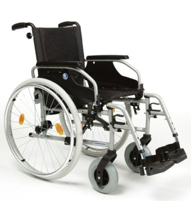 Rollstuhl D100 SB40 m.TB/40.B0,3.B06.AP6.C29.5.B74.B80,silber,