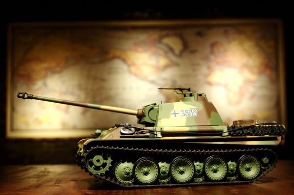 RC Panzer "Panther G" Heng Long 1:16 mit Rauch&Sound und Stahlgetriebe - 2,4Ghz -V 7.0